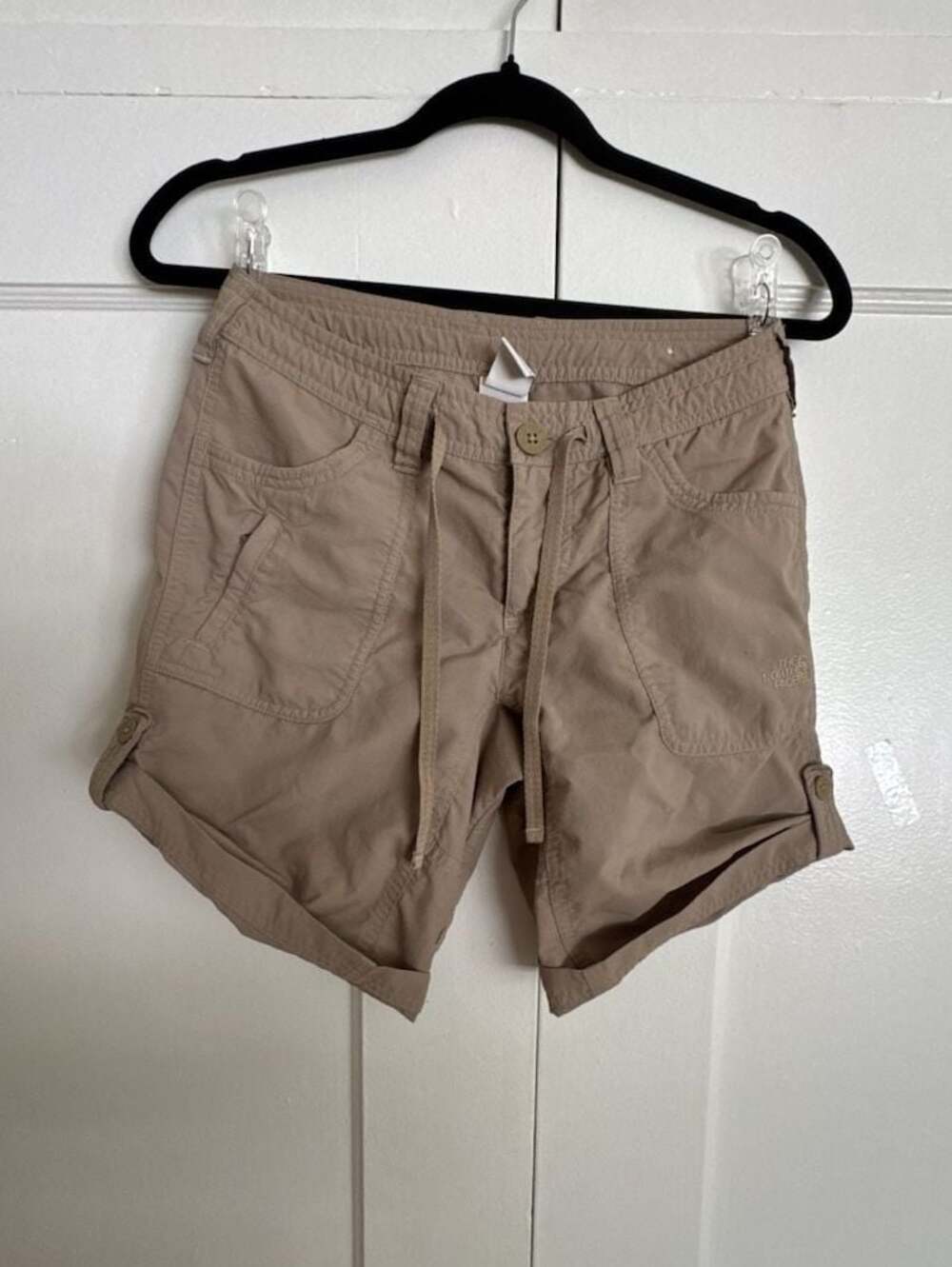 The North Face Women's Khaki Nylon Roll-Tab Hiking Cargo Shorts Size 0